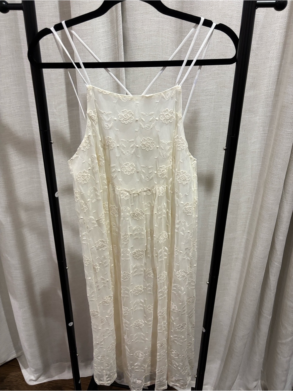 Sleeveless Cream Floral Lace Maxi Dress